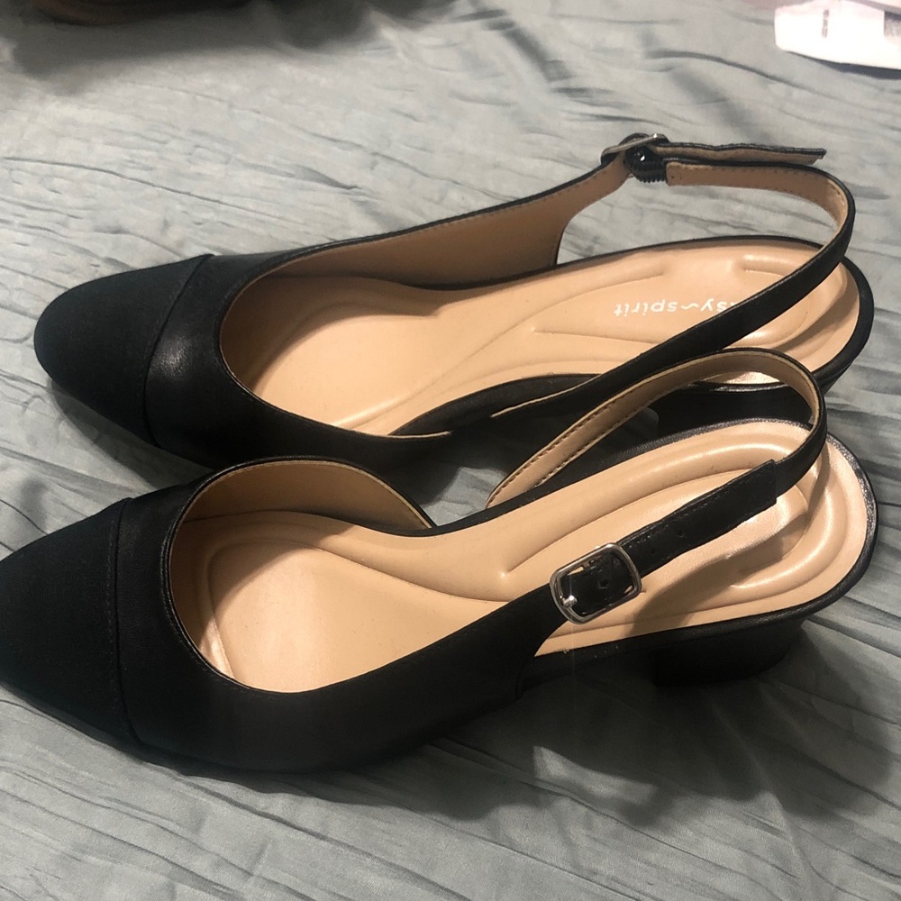 Easy Spirit Black Slingback Heels